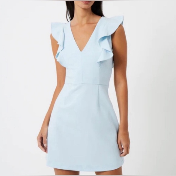 French Connection Dresses & Skirts - French Connection Whisper Ruffle V Neck Dress with ruffle detailing.  Size 4.